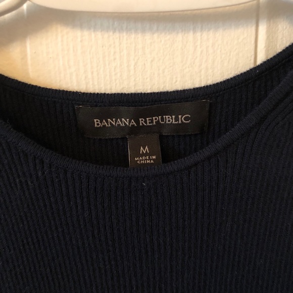 Banana Republic Ripped Tank - Picture 2 of 3